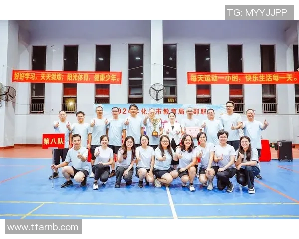 南京排球队在洲际杯中的团队协作表现分析与点评