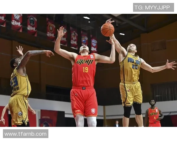 深圳篮球队球员个人能力深度对比与分析探讨 深圳篮球队球员个人能力深度对比与分析探讨