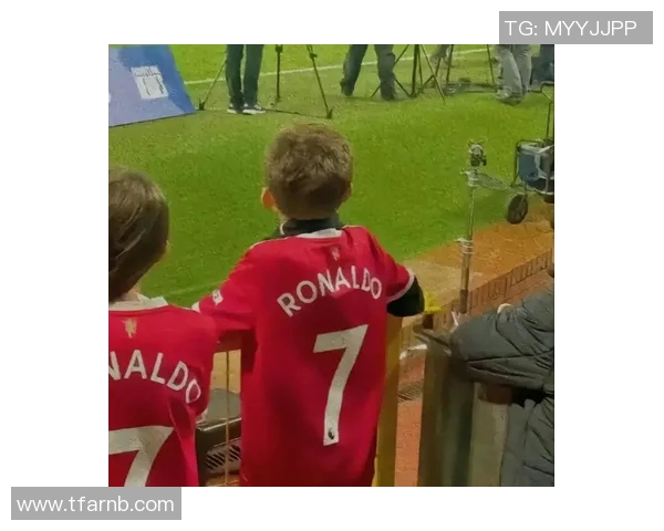 为足球迷男孩推荐个性化头像的明星球员选择指南